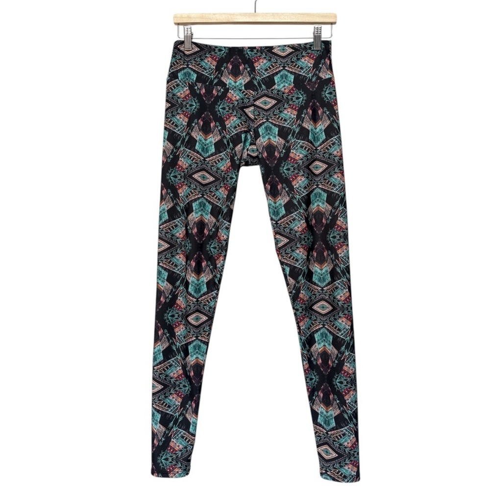 Onzie Leggings with Vibrant Geometric Design Size M/L